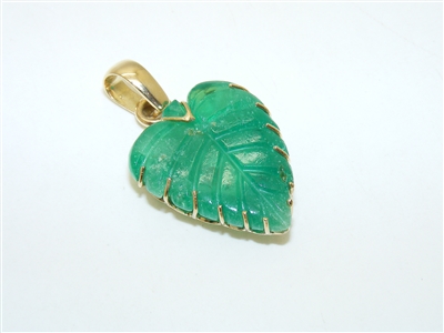 Emerald Leaf Pendant Set in 16k Yellow Gold Mounting