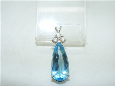Beautiful Diamond and Blue Topaz Pendant