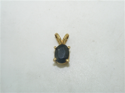 Dark Blue Sapphire Yellow Gold Pendant