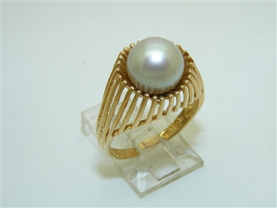 Cultured Pearl Yellow Gold Ring
