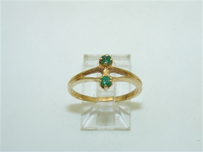 14k yellow Gold Emerald Ring