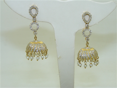 14k Yellow Gold Gorgeous Diamond Freshwater Pearls Earring