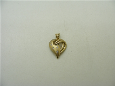 14k Yellow Gold Diamond Heart Pendant