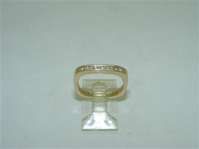 14k Yellow Gold Square shaped Diamond ring