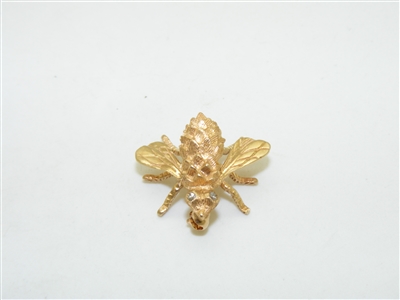 14k Yellow Gold Bee Diamond pin