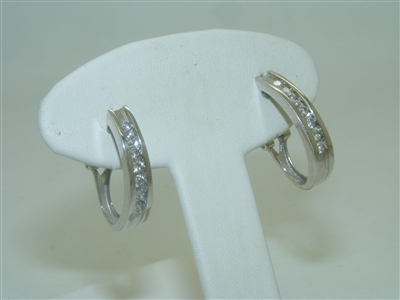 14k White Gold Diamond Earrings