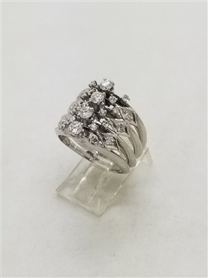 BEAUTIFUL Vintage 14k White Gold Diamond Ring