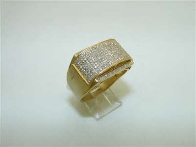 10k Yellow  Gold Men's Diamond Ring