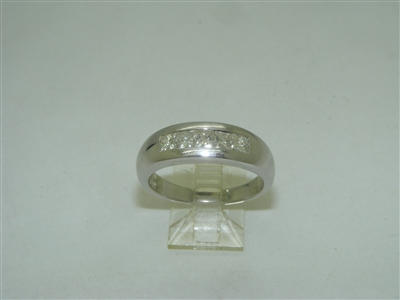 Beautiful Diamond White gold ring