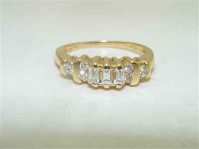 GORGEOUS DIAMOND BAND