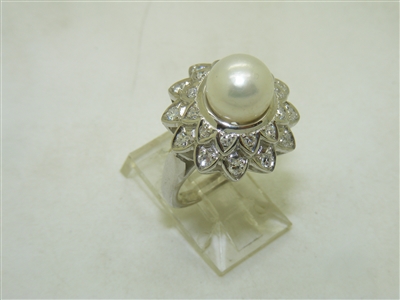 14k White gold Vintage Diamond Pearl Ring