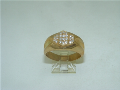 18k Yellow Gold Gorgeous Diamond Ring