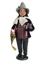 Byers' Choice Caroler - Shopping Family Man