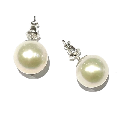 photo of Wendy Mignot Juliette Pearl Round Stud Earrings 11mm White