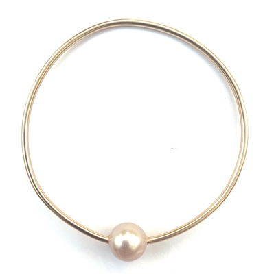 Gold-Fillled and Freshwater Pearl Hula Bangle (Blush)