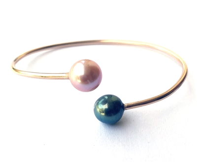 photo of Wendy Mignot Adjustable Gold-filled Natalie Bangle with Tahitian and Freshwater Pearls (Black and Pink)