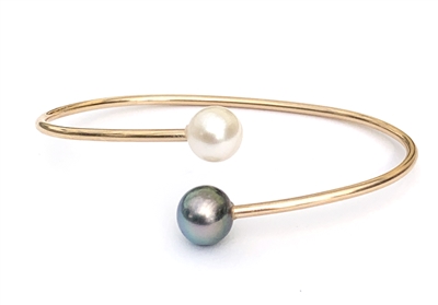 Adjustable Gold-filled Natalie Bangle with Tahitian and Freshwater Pearls (Black and White)