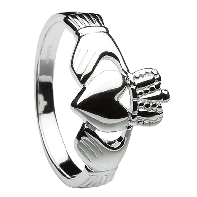 claddagh ring