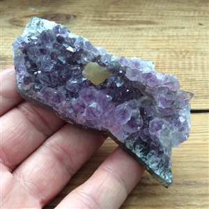 Brazilian amethyst bed