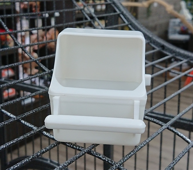 CTW16 White Food/Water Dish