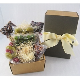Italian Mini Olive Sampler Gift Box