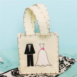 A Wedding Couple Felt Favor Bag