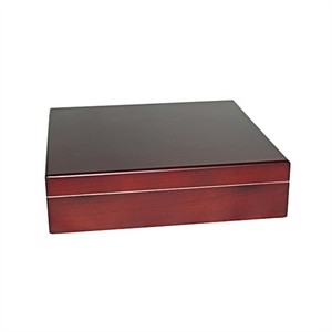 20 Count Cherry Humidor with Humidifier