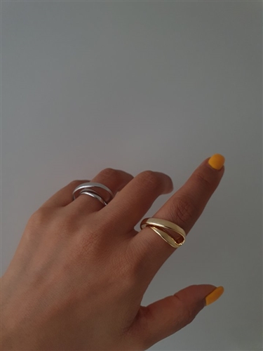 Two CH Ring (Gold/Silver) (will ship within 1~2 weeks later)