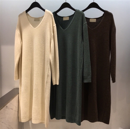 (Pre-Order) Merino Wool 100% V Neck Knit Dress (Ivory/Green/Brown) (will ship within 1~2 weeks)