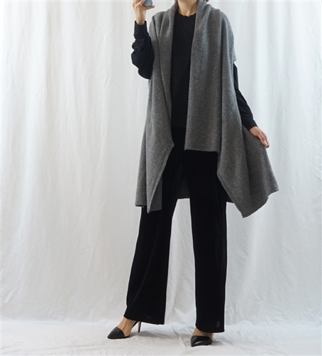 (Best; 2nd Reorder) Charcoal Lambswool Shawl Vest