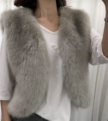 (~12/08) Eco Fur Short Vest (Black/Gray) (will ship within 1~2 weeks)