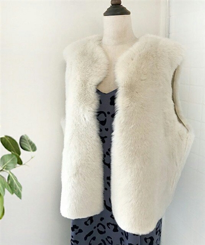 Fur Vest (Gray/Ivory) (will ship within 1~2 weeks)