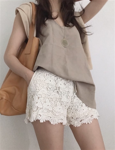 (Best; Back-Order; 3rd Reorder) Lace Short Pants (Beige/Black/Ivory) (will ship within 1~2 weeks)