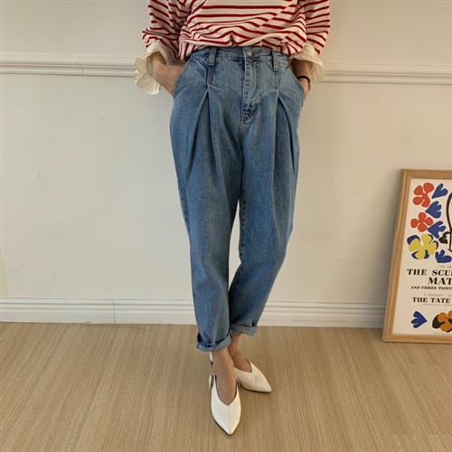 Pintuck Baggy Jeans (S/M/L) (will ship within 1~2 weeks)