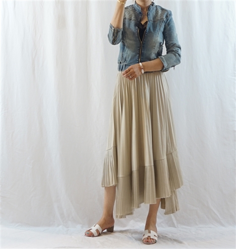 Beige Unbalanced Pleated Skirt (will ship within 1~2 weeks)