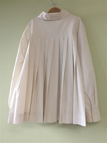 (Pre-Order) Beige Back Pleated Blouse (will ship within 1~2 weeks)