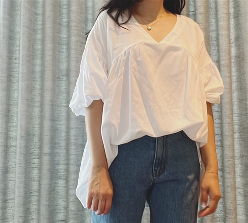 White Linen V Blouse  (will ship within 1~2 weeks)