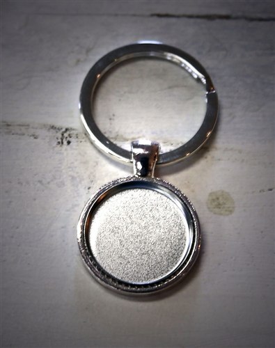 Key Chain for Interchangeable Magnets