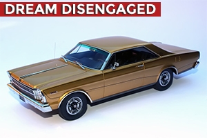 1966 Ford Galaxie 500 7-Litre Hardtop Enthusiasts Edition in Antique Gold 1:24