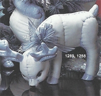 1288 Med Grazing Reindeer Body