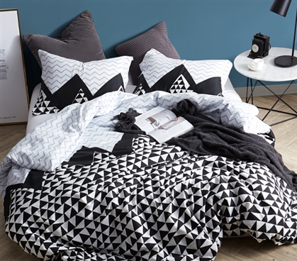 College Bedding Chevron Twin XL Duvet Cover Black and White Chevron Peaks