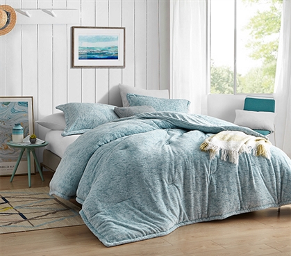 Affordable Luxury Dorm Bedding Essentials Plush Coma Inducer Streaker Smoke Blue Extra Long Twin Comforter Set