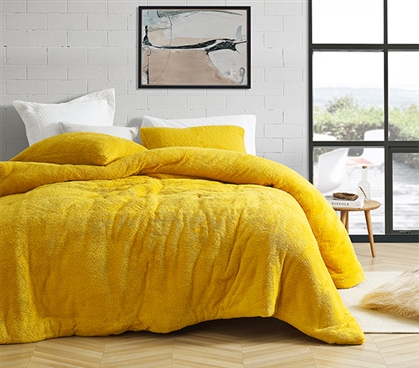 Yellow Oversized Dorm Comforter Oversized Twin XL Bedding Ideas for Freshman Dorm Decor