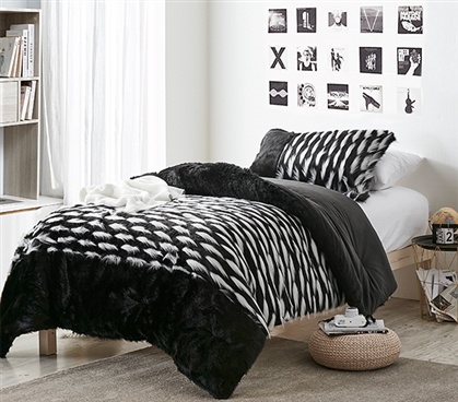 Textured Furry Dorm Bedding Set with Matching Pillow Sham College Essentials for Freshmen