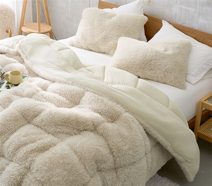 Alaskan Winters - Coma Inducer Twin XL Comforter - Arctic Wolf