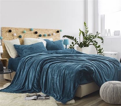 Coral Fleece Plush Full College Bedding Sheet Set Stylish Teal Dorm Bedding Essentials