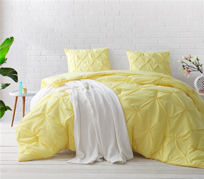 Pin Tuck Dorm Comforter Yellow Full XL Bedding Set Microfiber College Bedspread with Pintuck Pillow Cases