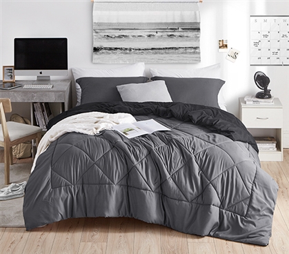 Granite Gray/Black Full Comforter