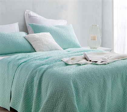 Softest Stone Washed Quilt - Hint of Mint - Twin XL