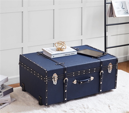 Texture Brand Trunk - Navy Raised